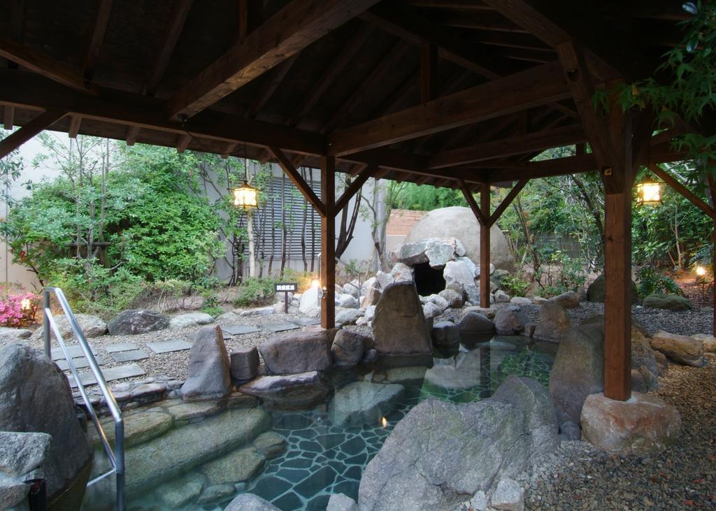 Route Inn Grantia Fukuoka Miyawaka - Wakita Onsen Екстериор снимка